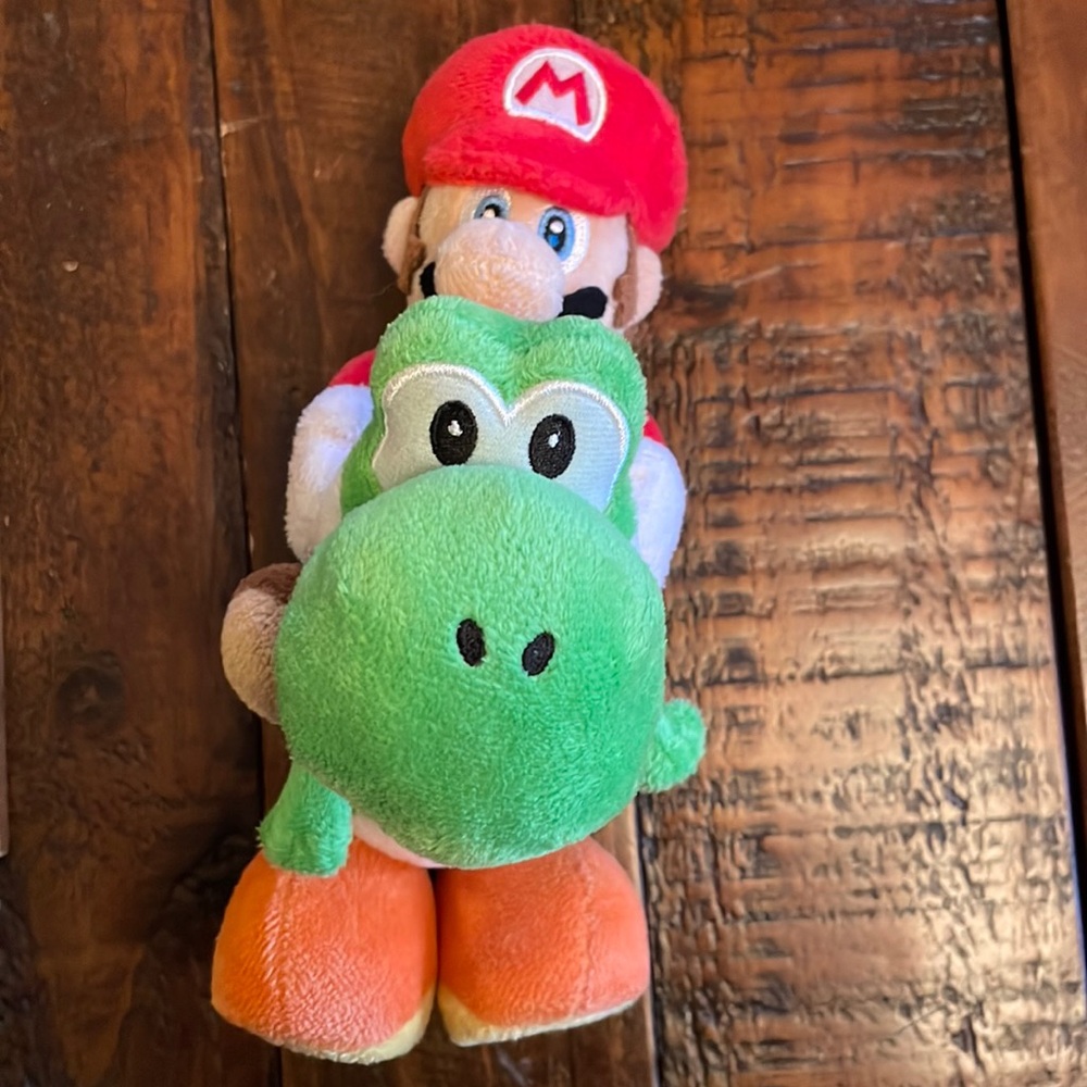 Super Mario Collectable plushie. Mario and Toad
